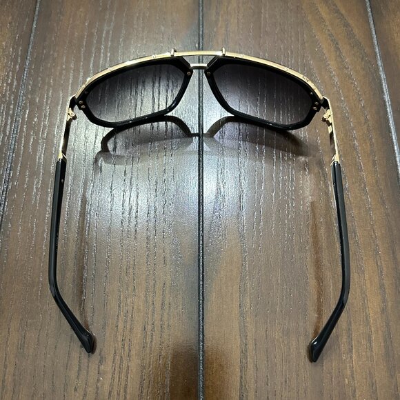 Cazal Sunglasses 8038 Black Gold Grey Gardient Lenses - Picture 6 of 7